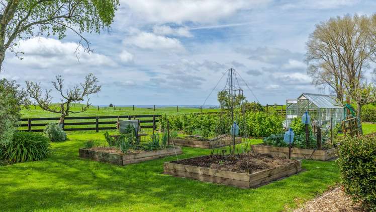 389 Lichfield Road Lichfield_21