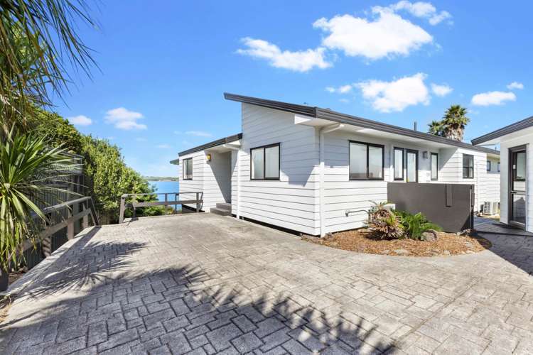 29 Saint Annes Crescent Wattle Downs_22