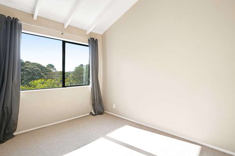 8/24 Beswick Place Birkdale_10