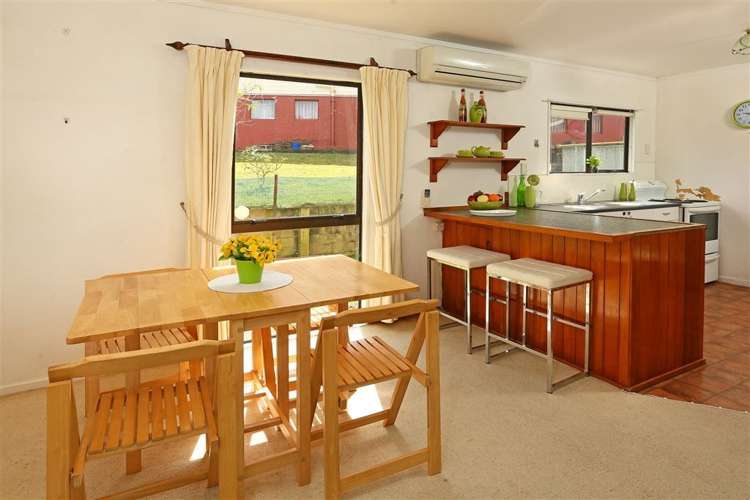 2/70 Mcleod Road Te Atatu South_8