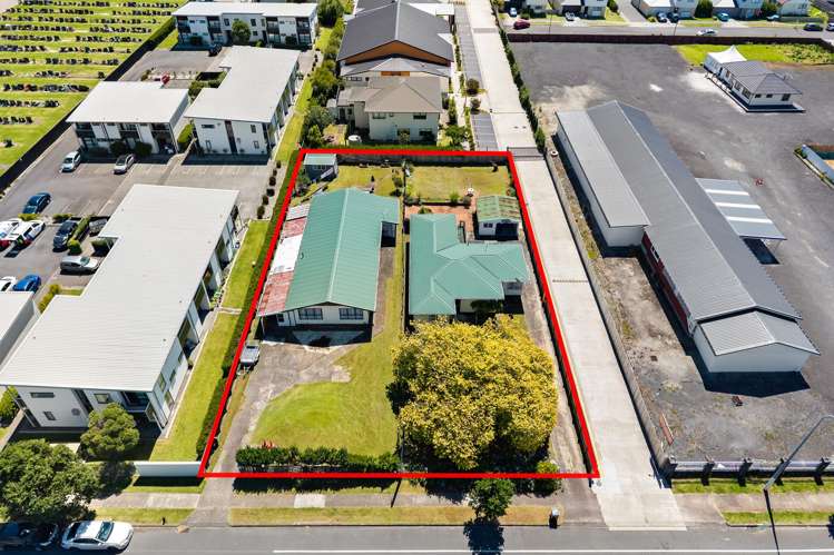 65 & 67 McKenzie Road Mangere Bridge_2