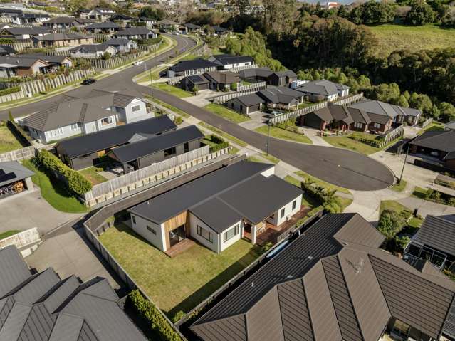 High Spec Living In A Peaceful Setting!