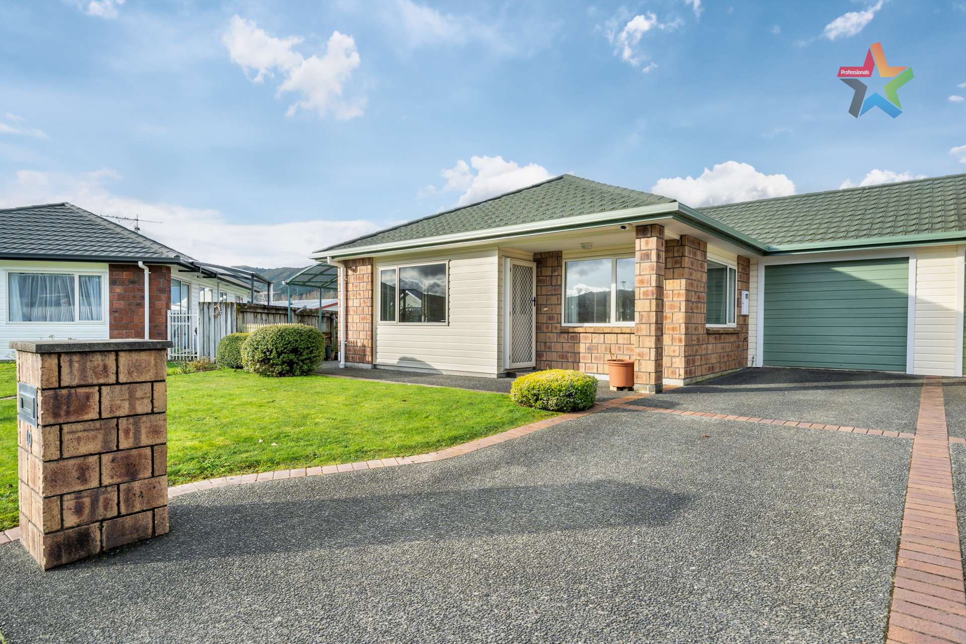 10 Woodland Mews Wainuiomata_0