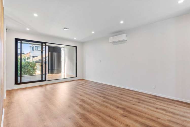 5/16 Williamson Avenue Belmont_18