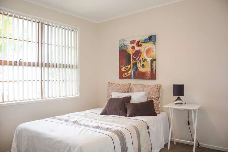 14 Heathdale Crescent Papakura_4