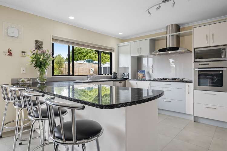 21 Pine Harbour Parade Beachlands_7