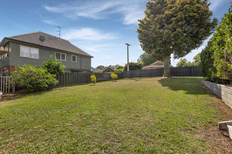 37a Youngs Road Papakura_15
