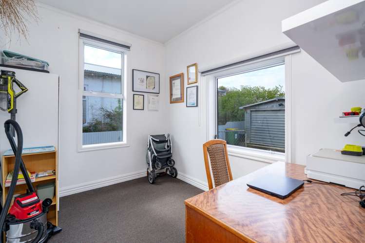 31 Lowe Street Avenal_14