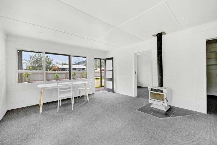 44 Beach Road Waikawa_15