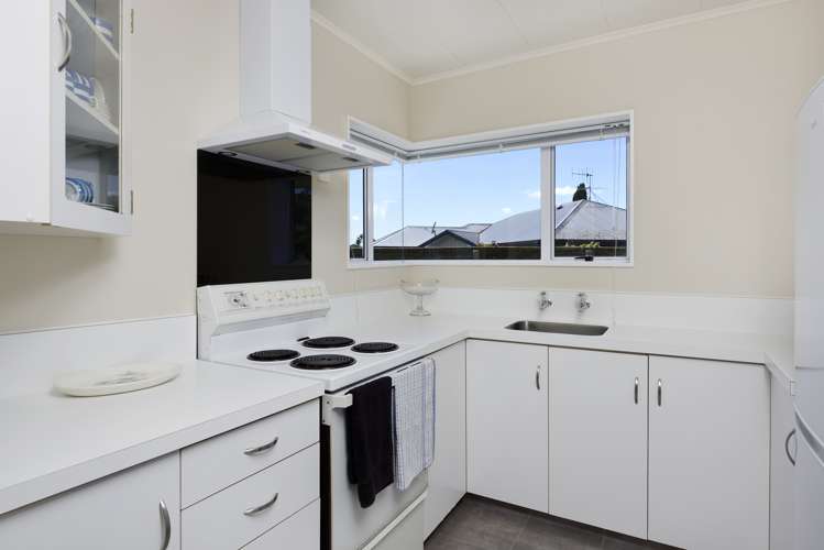 14 Conifer Court Richmond_11