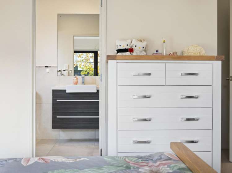 65 Costa Viva Crescent Karaka_8