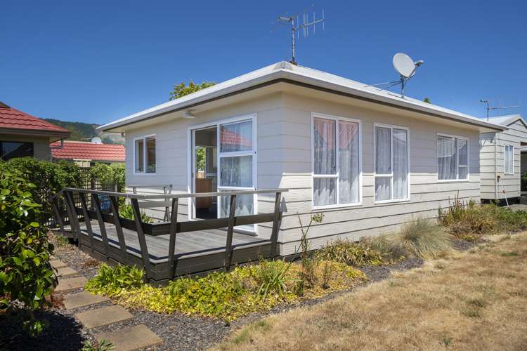 5 Birchwood Grove Richmond_1