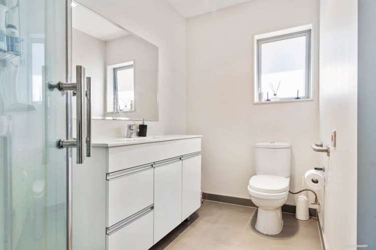 21/68 Fonteyn Street Avondale_6