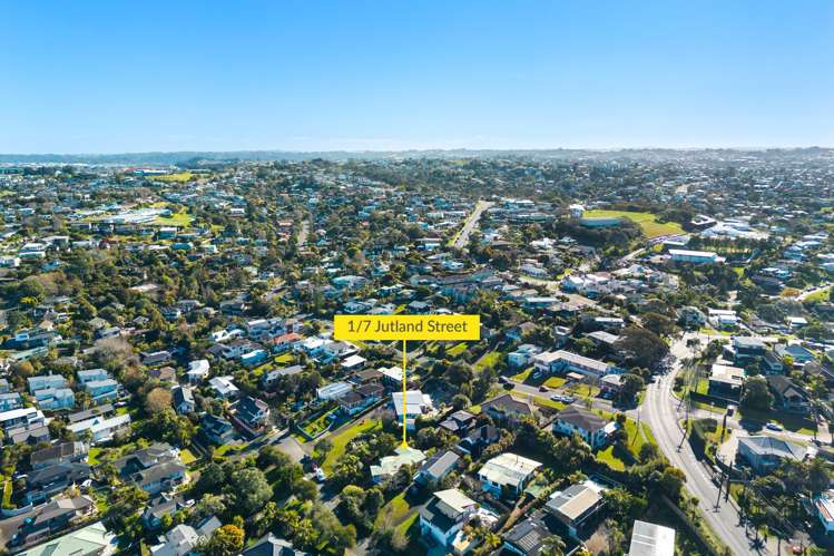 1/7 Jutland Street Mairangi Bay_19