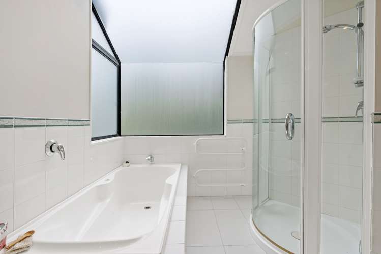 8 Wesley Bay Glade Hillsborough_20