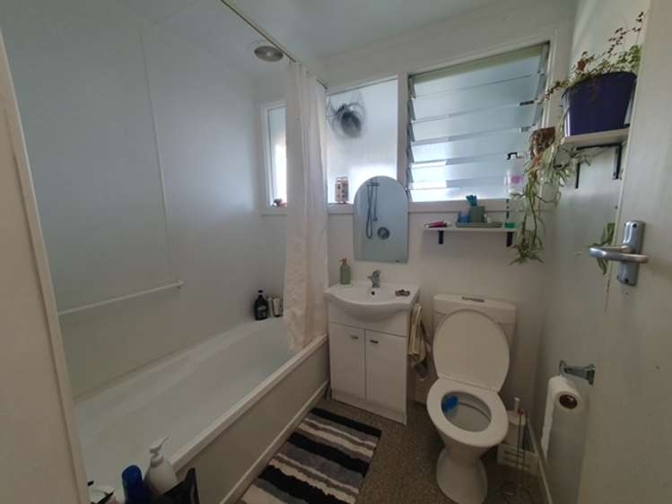 171 Hillhead Road Corstorphine_11