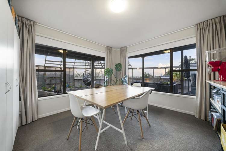 12 George Laurenson Lane Mount Roskill_21