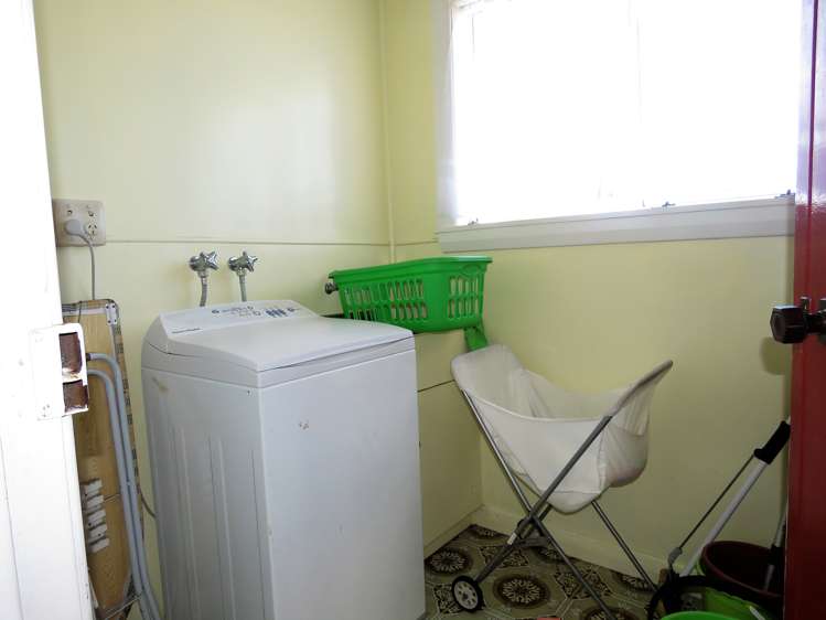 29 Fonblanque Street Westport_16