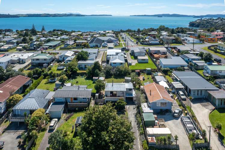 41 Foster Crescent Snells Beach_13