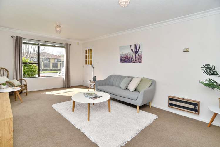 2/77 Glenmore Avenue Casebrook_8