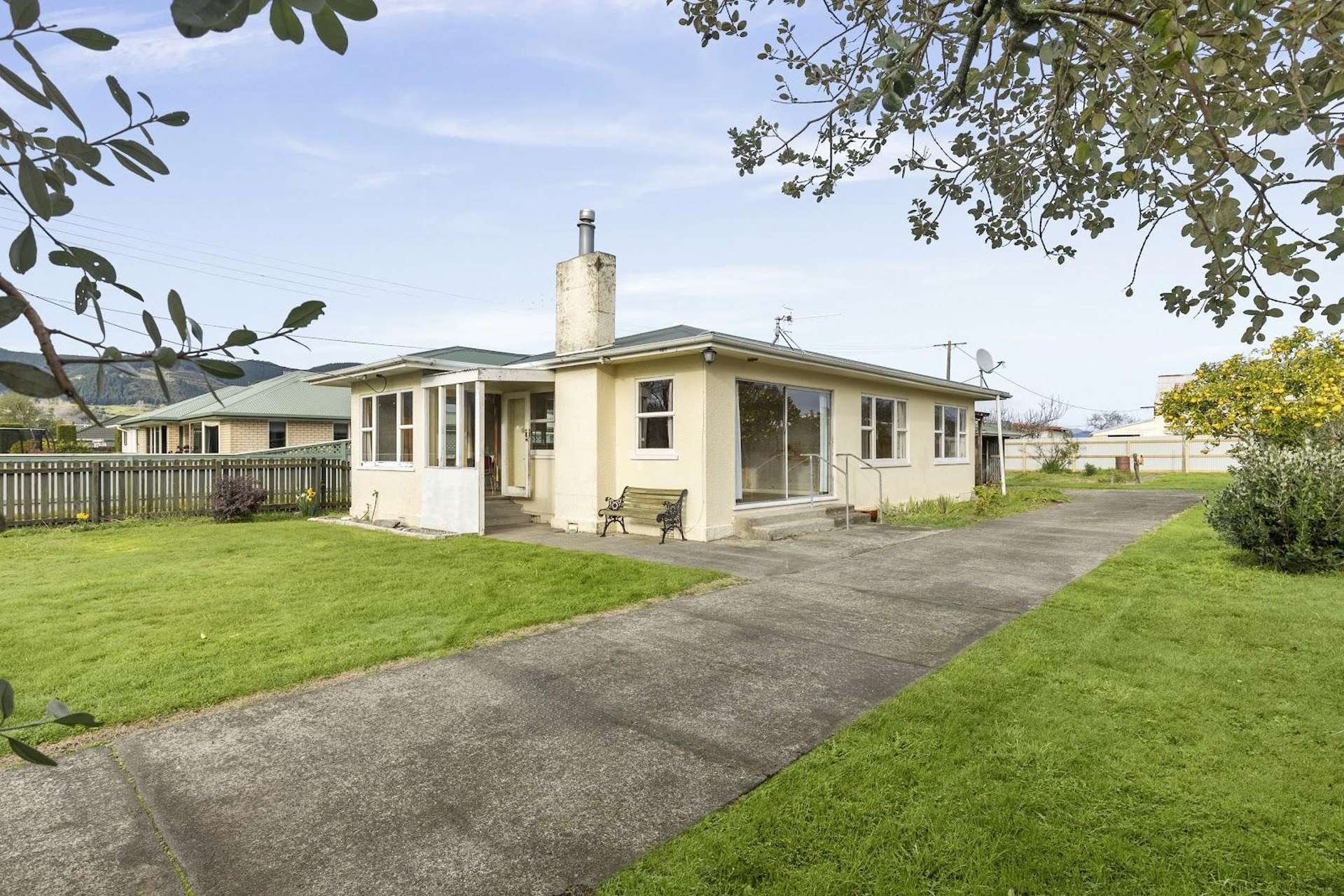 242 Ranzau Road Hope_0