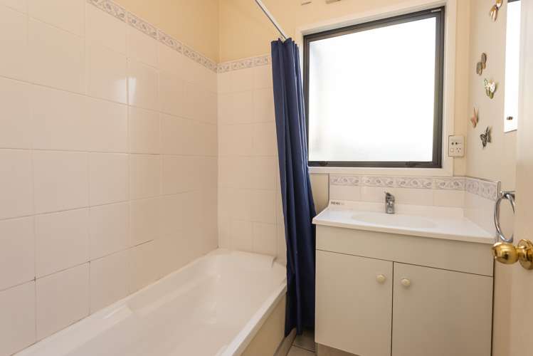 48a Oxley Avenue Saint Albans_12