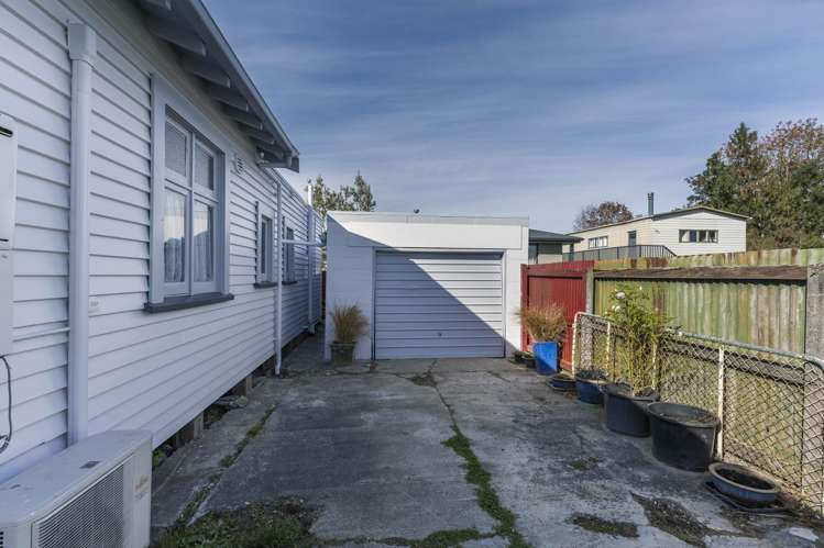 23 Chaucer Street Milton_15