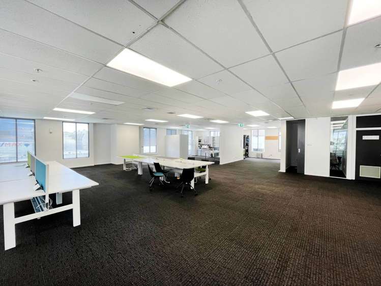 182 Broadway Newmarket_1