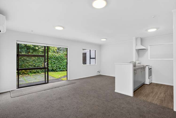 2/22 Great South Road Papakura_1