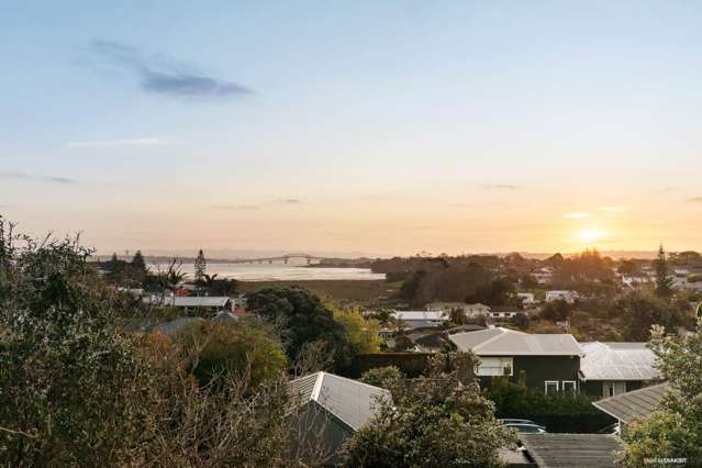 2/69 Lake Road Devonport_3