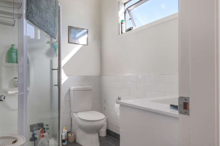 8 Lewer Street Karori_9