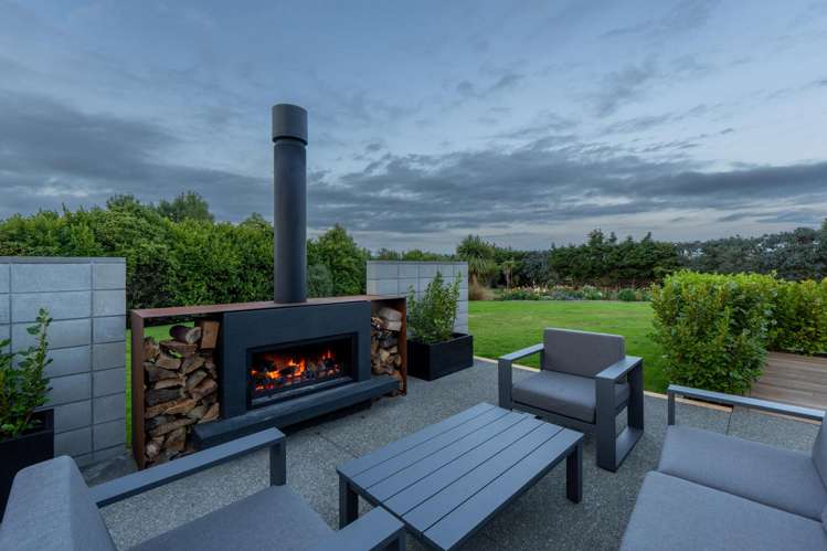 23-25 Black Road Otatara_31