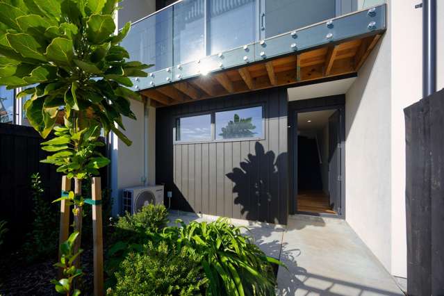 2/17 Yarmouth Street Kaikoura_3