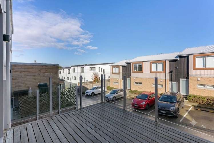 37 Helen Jenepher Lane Mt Wellington_13