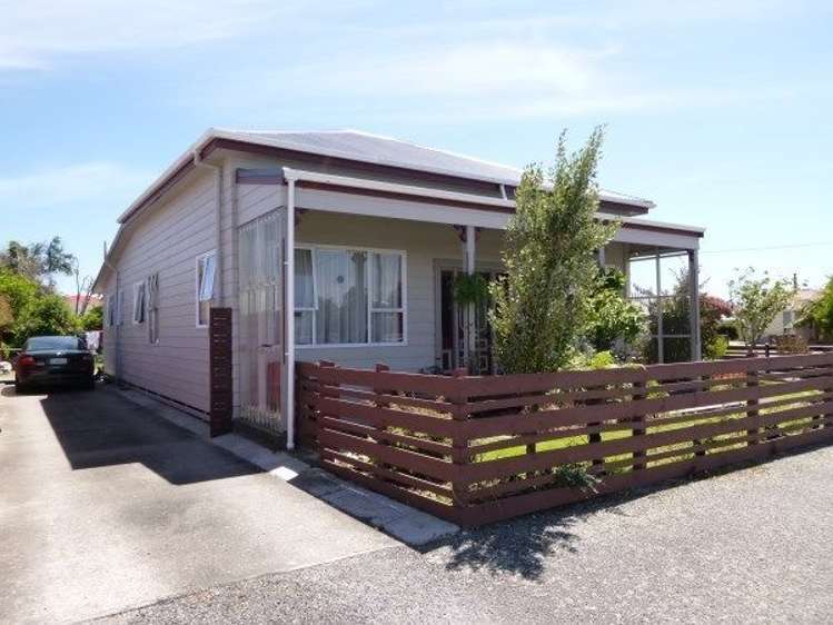 84 Derby Street Westport_18