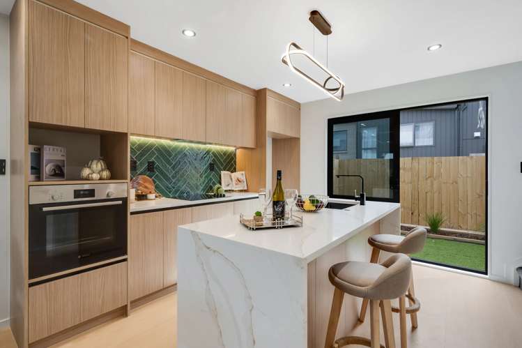 2/127 Ridge Road Howick_8