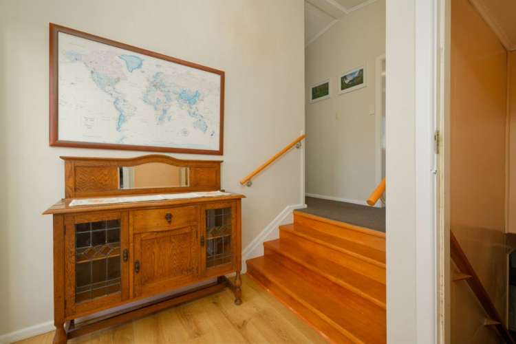 2/1 Weka Road South Bay_7