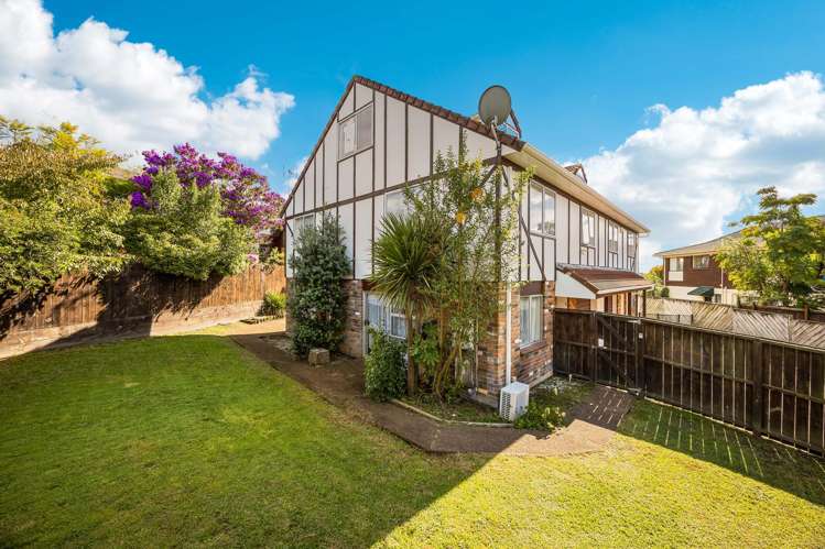 1/13 Mongorry Place Mount Roskill_12