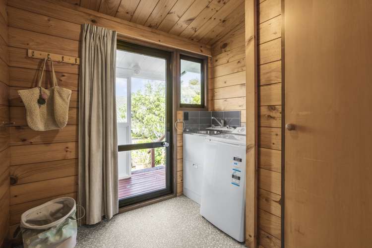 62 Cypress Drive Maungaraki_15