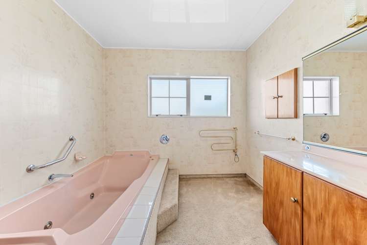 140 Parklands Avenue Bell Block_17