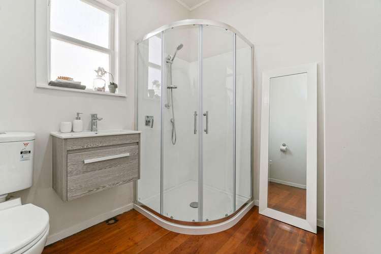 696 Te Atatu Road Te Atatu Peninsula_9