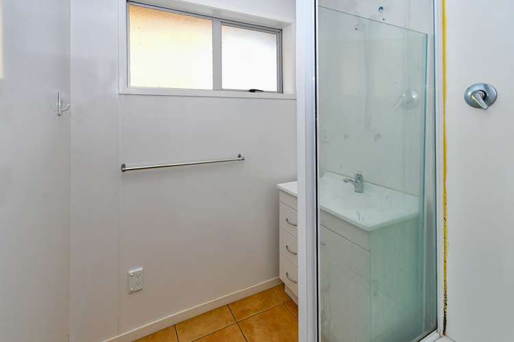 30 Hollyford Drive Clover Park_24