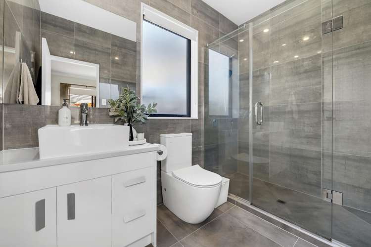 8 Lavey Road Flat Bush_15