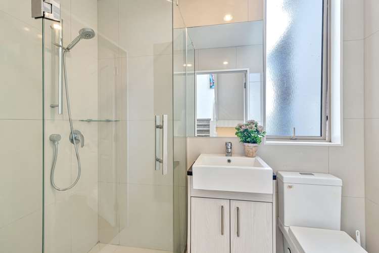 3/21a Mount Smart Road Royal Oak_14