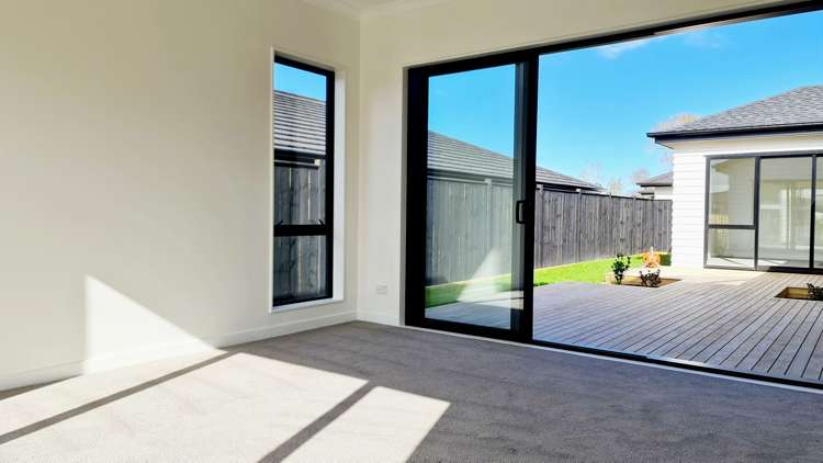 5 Frith Street Wainui_6