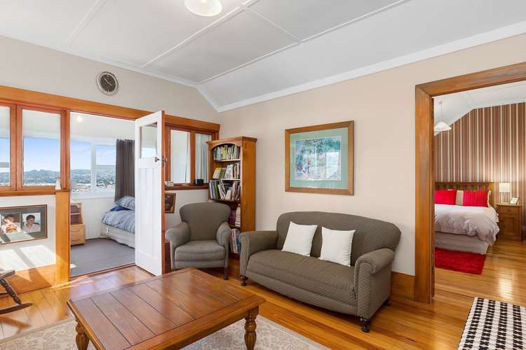 50 Easther Crescent Kew_12