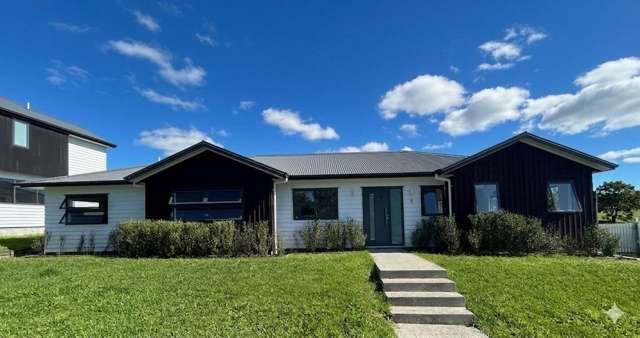 Spacious Family Home with Modern Comforts & Ou...