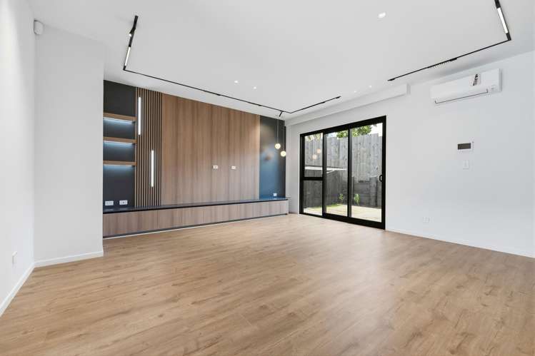 3/1 Sheralee Place Bucklands Beach_17