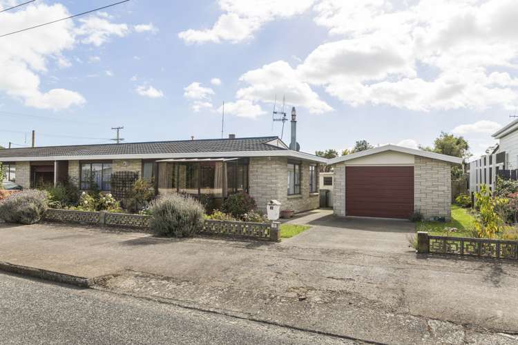 3 Maine Street Dannevirke_12