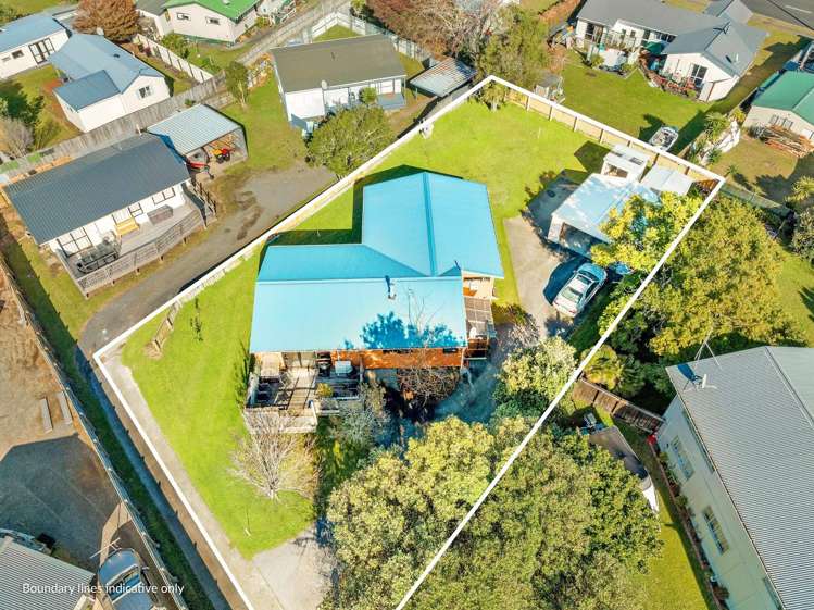 143 Lorraine Place Whangamatā_3